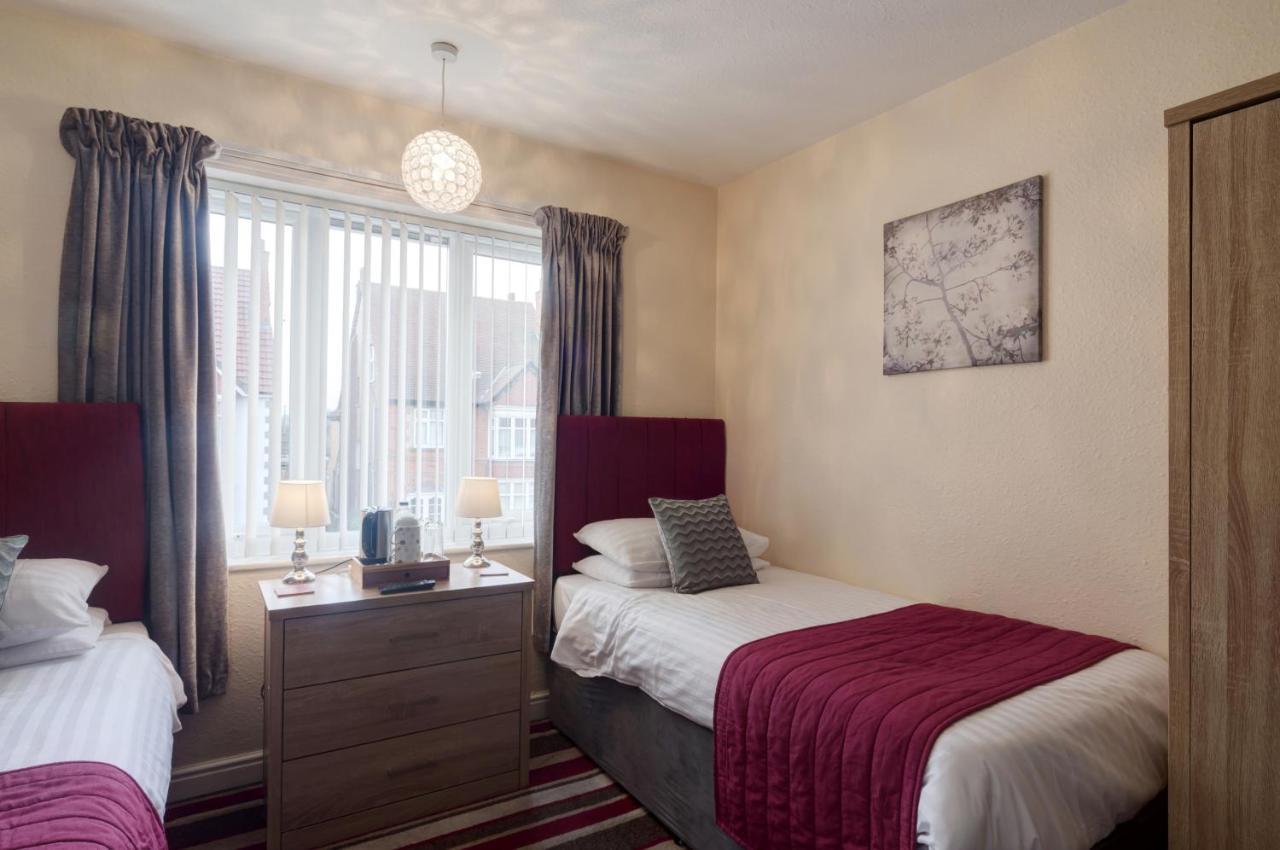 Bed & Breakfast Stoneleigh 4*